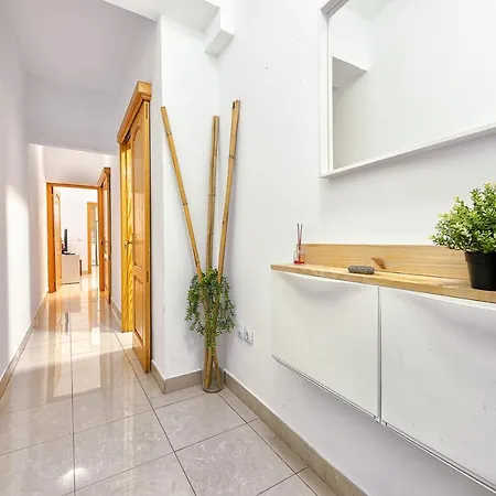 Διαμέρισμα Comodo Apartamento En El Centro De *
